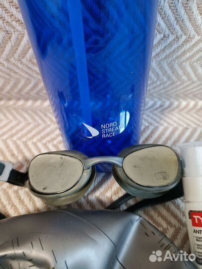 Набор для бассейна: шапка, бутылка, очки, сумка