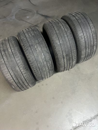 Winrun R330 235/50 R18