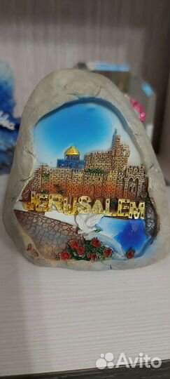 Статуэтки сувениры