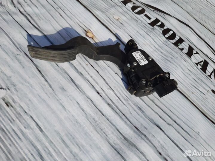 Педаль газа Ford Fusion Fiesta