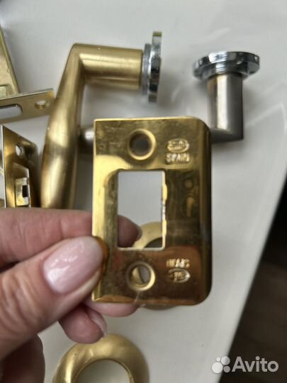 Мебельная фурнитура ручки