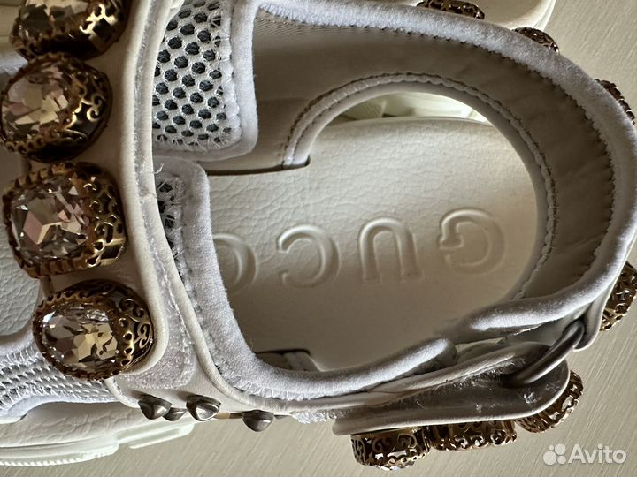 Сандалии Gucci Flashtrek