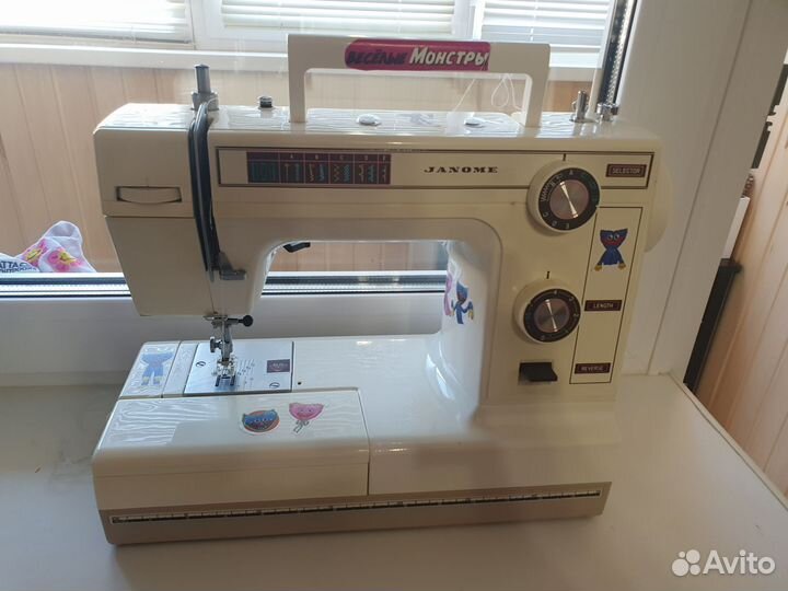 Швейная машинка janome