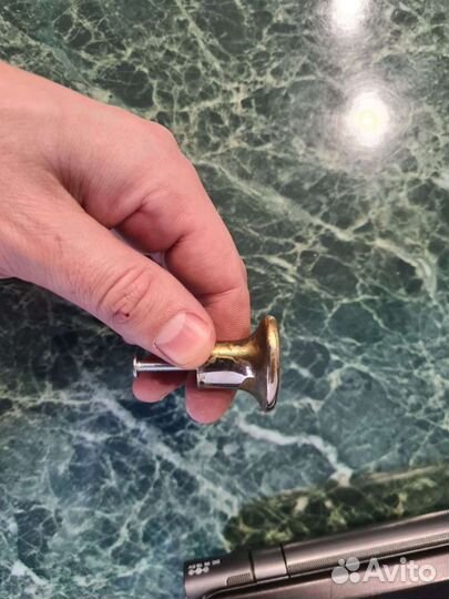 Ручка мебельная для шкафа