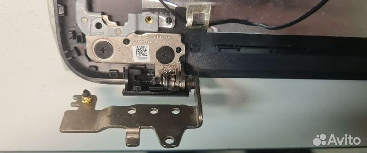 Крышка дисплея с петлями ноутбук HP 15-ba506ru