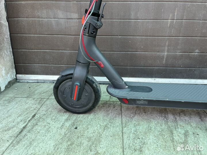 Электросамокат xiaomi m365 pro