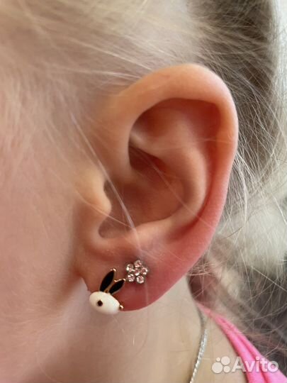 Прокол ушей/ пирсинг