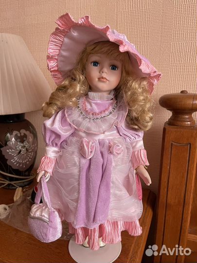 Кукла фарфоровая коллекционная remeco collection