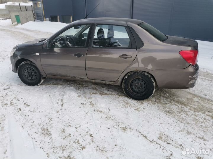 Datsun on-DO 1.6 МТ, 2014, битый, 230 000 км