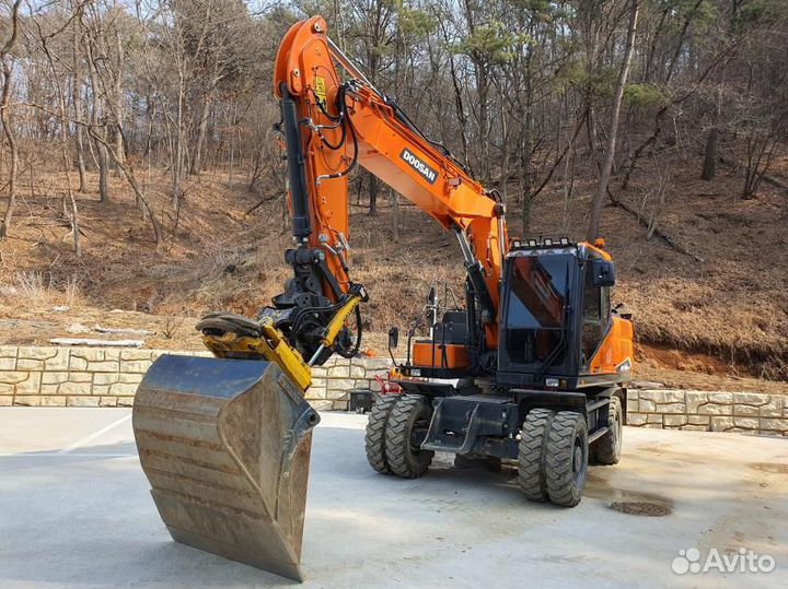 Колёсный экскаватор DOOSAN DX170W, 2022
