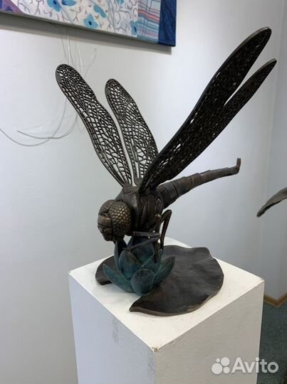 Скульптура из бронзы «Стрекоза»