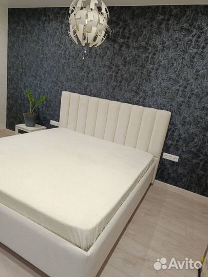 Перетяжка мягкой мебели кровати