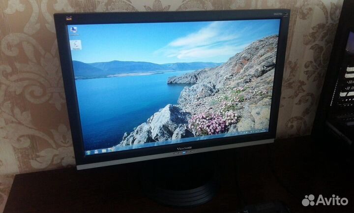 Широкоформат 16 : 10 ViewSonic VA2216w