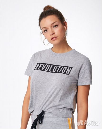 Футболка Revolution y2k