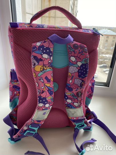 Рюкзак школьный для девочки
