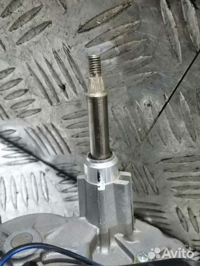 Мотор заднего дворника Hyundai Solaris хэтчбек