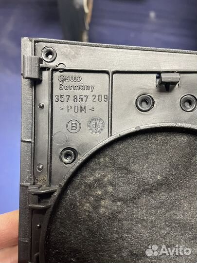 Сетки динамиков торпедо Volkswagen Passat B4