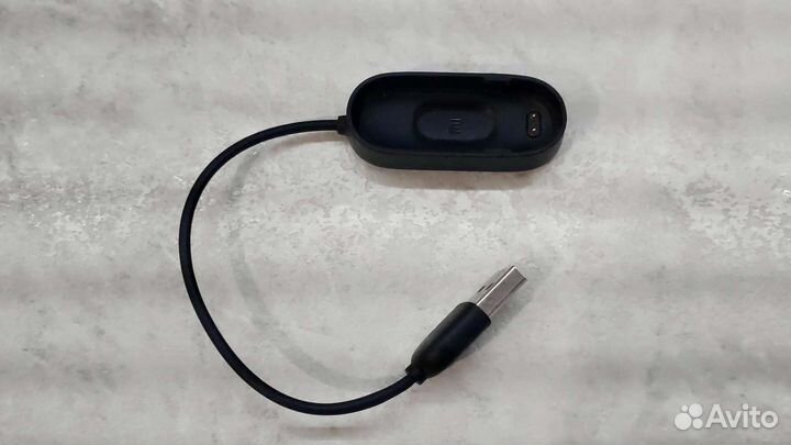 Зарядное устройство xiaomi mi band 4