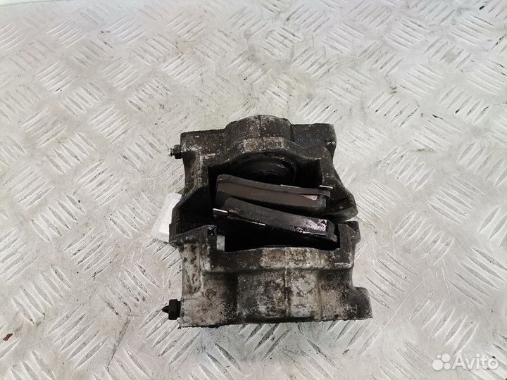 Суппорт задний левый для Peugeot-Citroen C5 1