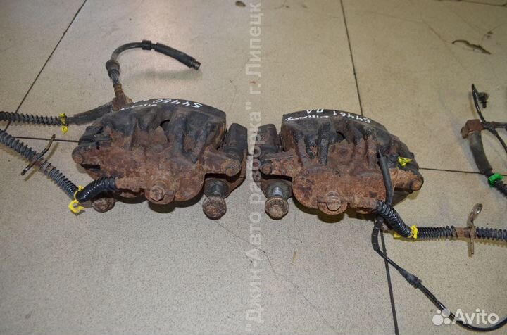 Суппорт тормозной передний Land Rover Discovery 3