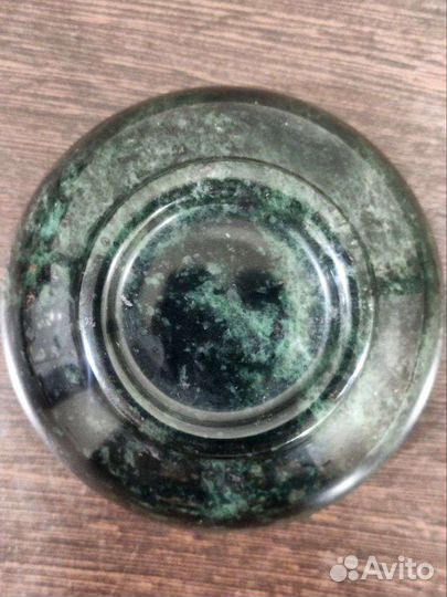 Пиала / супница / тарелка / чаша из нефрита