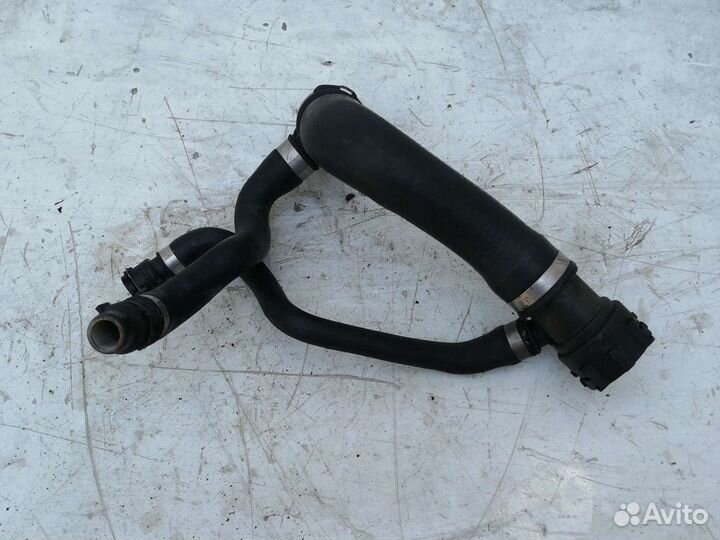 Патрубок системы охлаждения BMW X5 E70