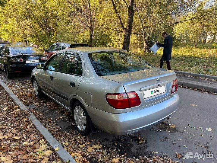 Nissan Almera 1.5 МТ, 2004, 240 000 км