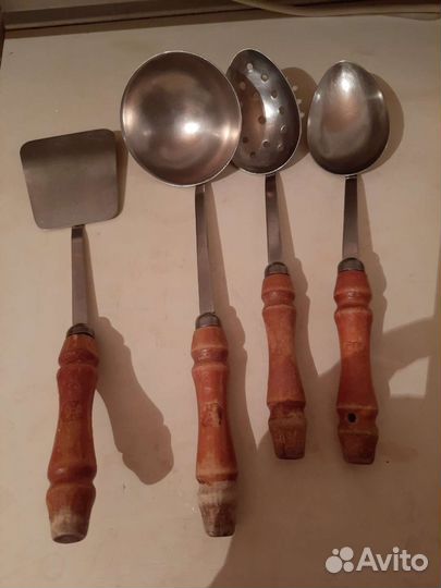 Кухонные принадлежности б/у, фартуки кухон новые