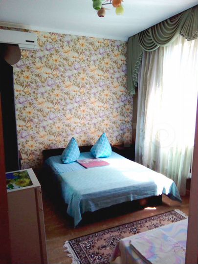 Комната 15 м² в 3-к., 2/2 эт.