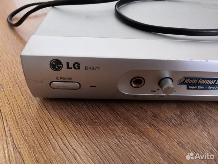 DVD плеер LG DK377 с караоке