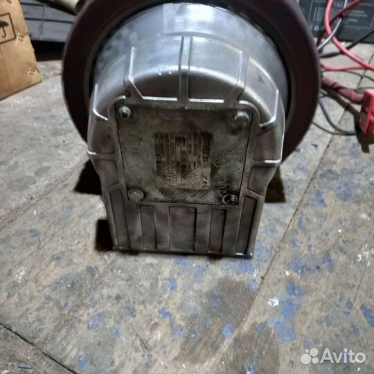 Поломоечная машина tennant t-7