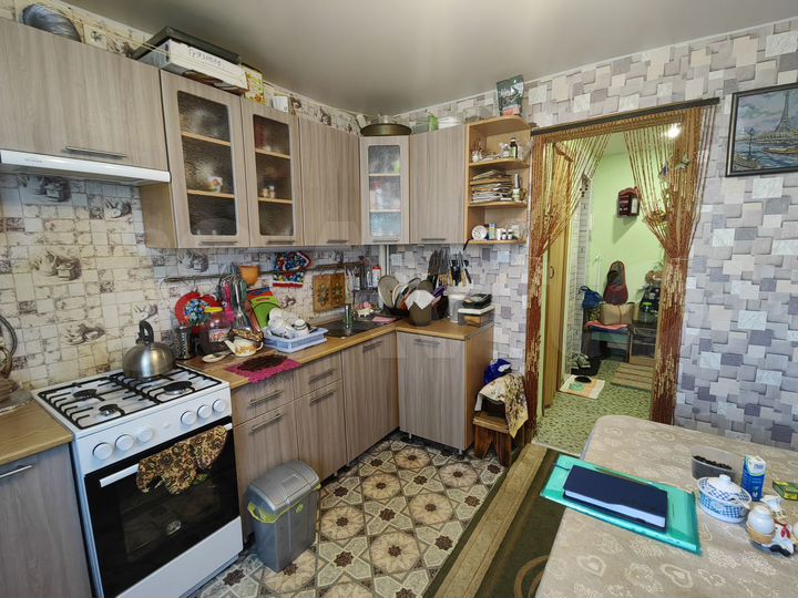 4-к. квартира, 76,6 м², 1/3 эт.