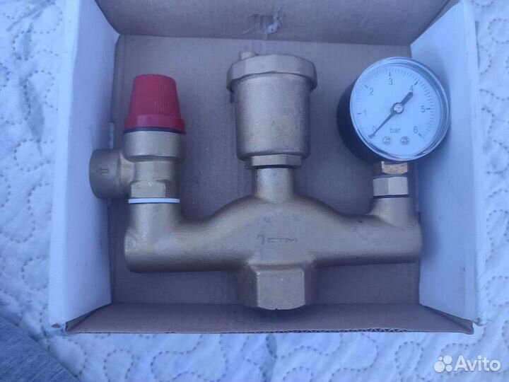 Группа безопасности для котла, 1 дюйм, 3 бар