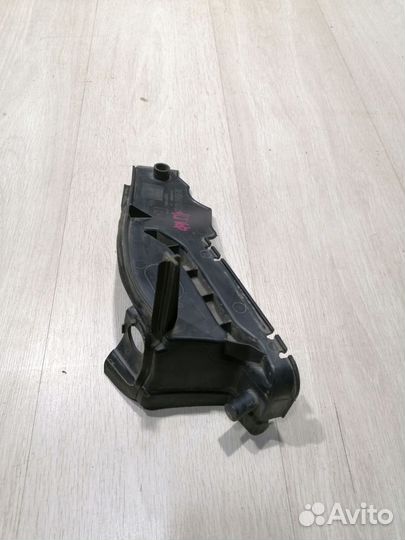 Накладка петли капота Уголок жабо Renault fluence