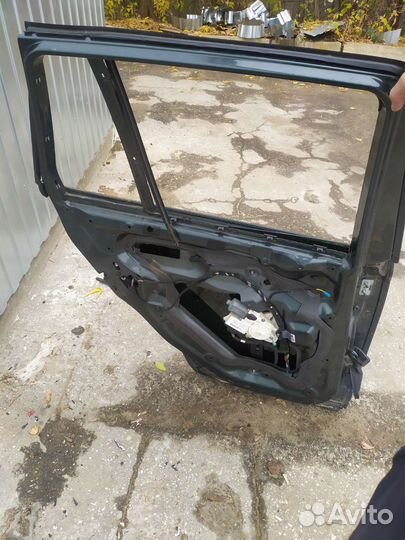 Дверь задняя левая BMW X3 E83