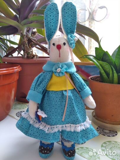 Зайка текстильная интерьерная игрушка