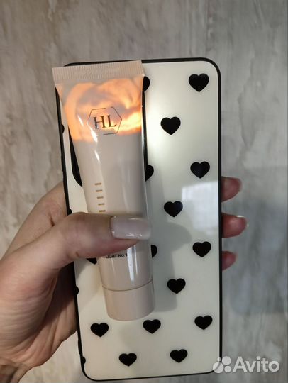 Holy Land тональный крем