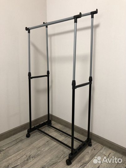 Вешалка напольная