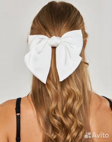 Бант на заколке