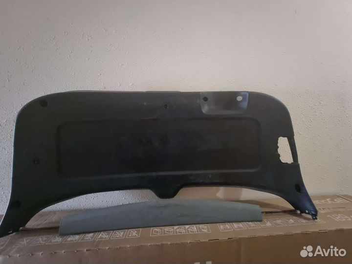 Обшивка багажника