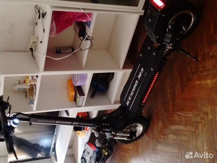 Самокат взрослый электрический бу