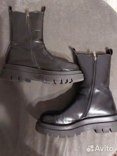 Зимние женские сапоги 38