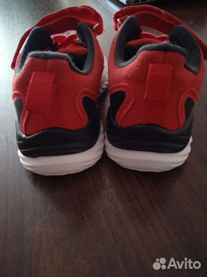 Кроссовки для девочек ravesk