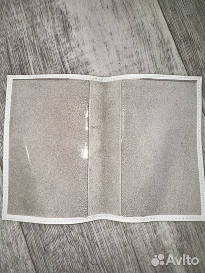 Обложка на паспорт кожаная