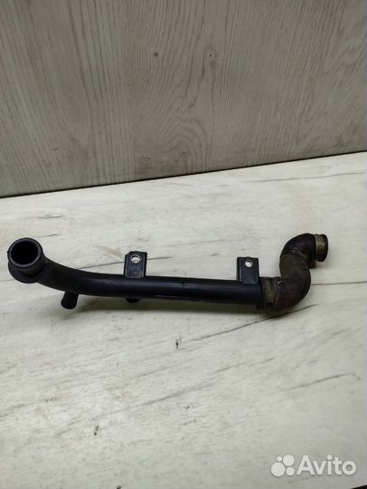 Патрубок системы охлаждения Daewoo Nexia Деу