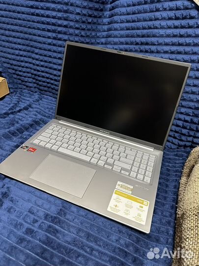 Ультрабук asus vivobook 16 M1605YA-MB261