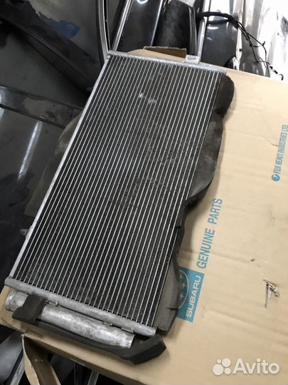 Радиатор кондиционера Субару Форестор