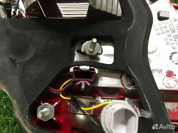 Фонарь правый внутренний BMW 7 F01