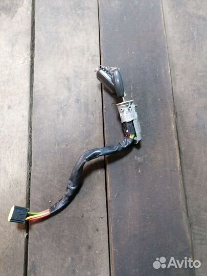 Замок зажигания логан 1