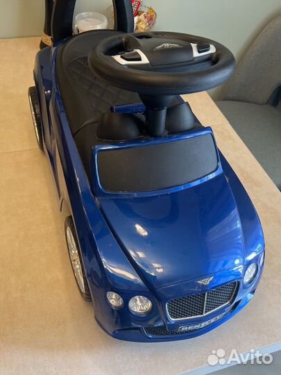 Машинка-каталка Bentley